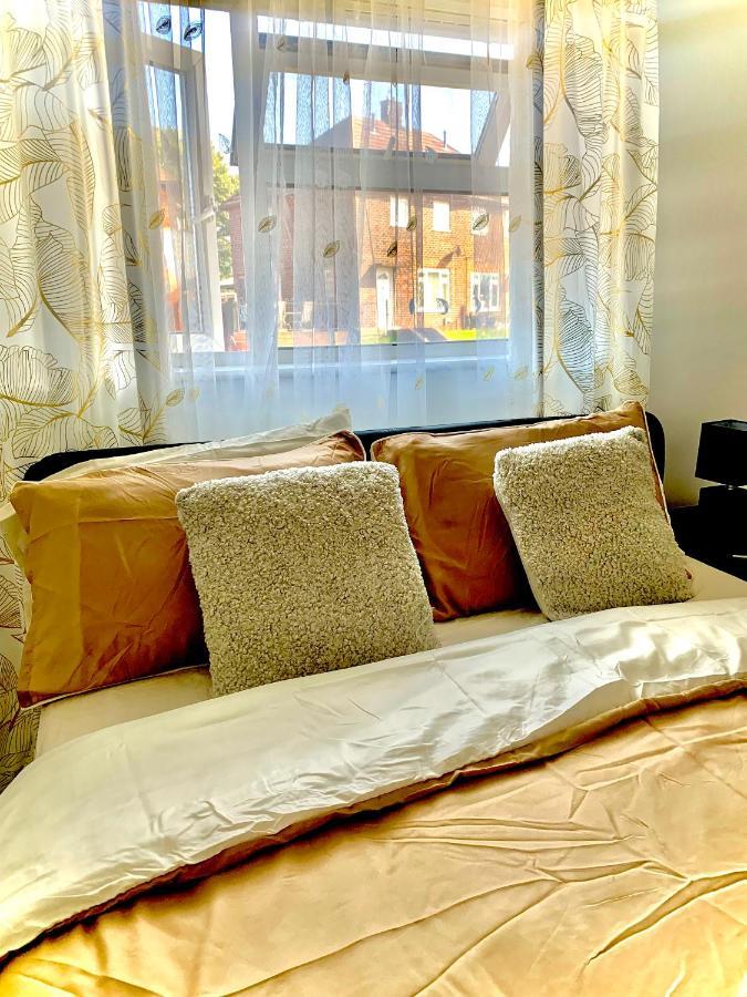 Double Room Bentilee Bucknall  外观 照片