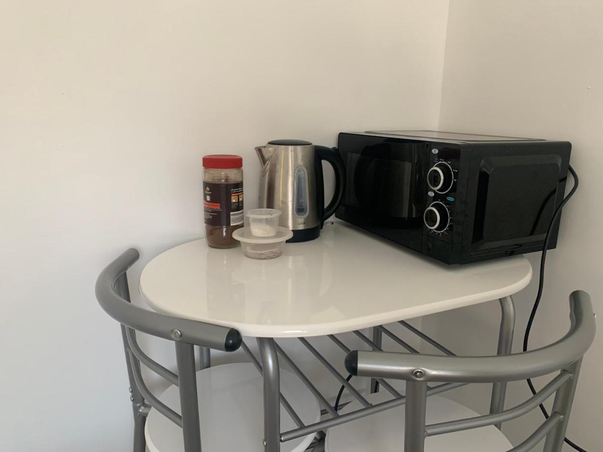 Double Room Bentilee Bucknall  外观 照片